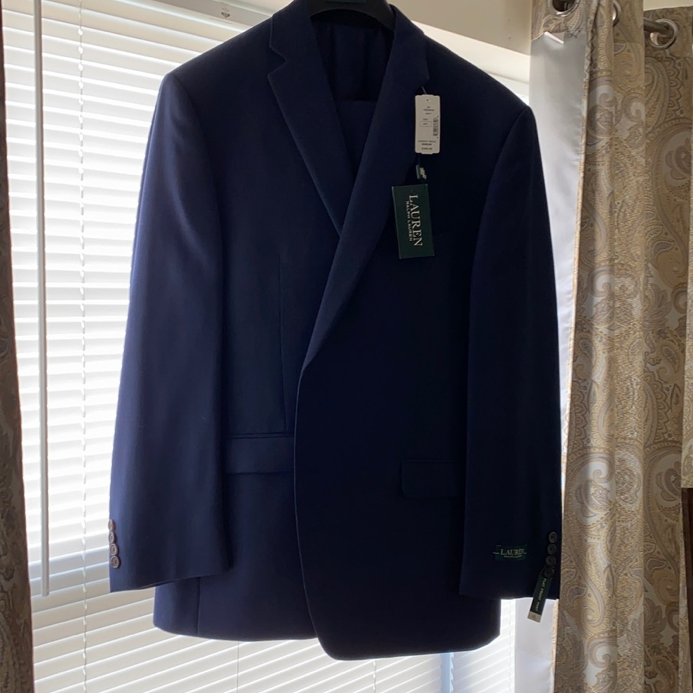 Brand new never worn Lauren Ralph  men’s suit